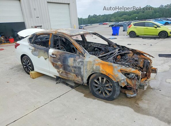 1N4AL3AP1JC192608 2018 NISSAN ALTIMA White Передня права чверть