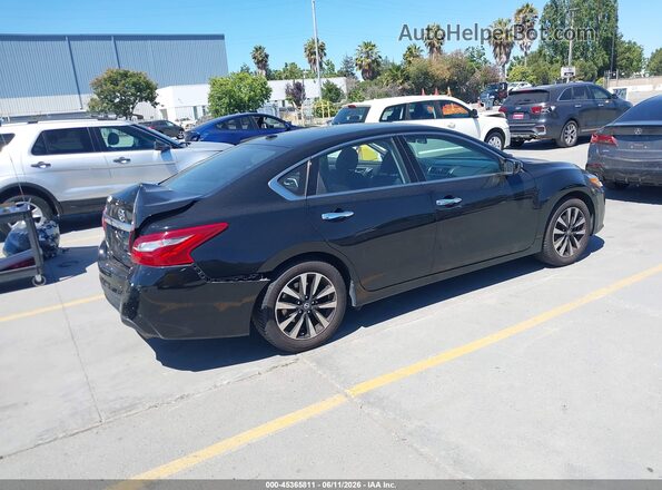 1N4AL3AP1JC211819 2018 NISSAN ALTIMA Черный Задняя правая четверть