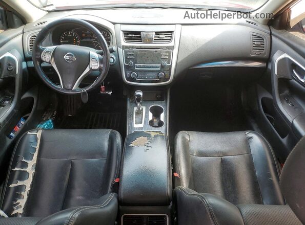 1N4AL3AP1JC216129 2018 NISSAN ALTIMA Maroon Dashboard view