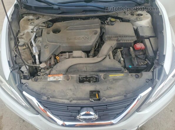 1N4AL3AP1JC273012 2018 NISSAN ALTIMA Белый Вид задней части салона