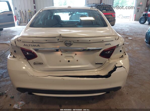 1N4AL3AP1JC276069 2018 NISSAN ALTIMA White 
