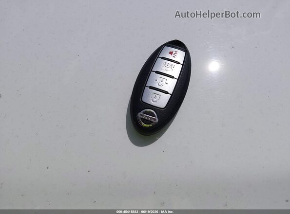 1N4AL3AP2GC157763 2016 NISSAN ALTIMA Silver Vista del salpicadero