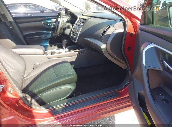 1N4AL3AP2GC258995 2016 NISSAN ALTIMA Red Front interior view