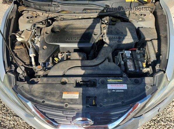 1N4AL3AP2GN336308 2016 NISSAN ALTIMA Silver Rear interior view