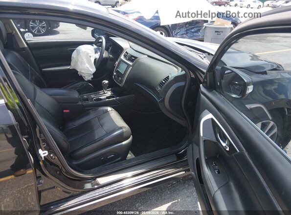 1N4AL3AP2HC204551 2017 NISSAN ALTIMA Black Front interior view