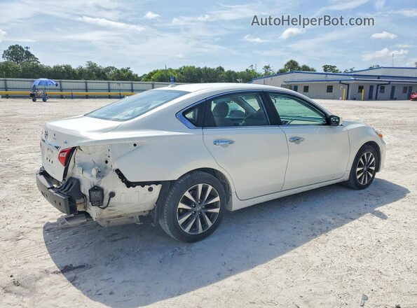1N4AL3AP2HC226758 2017 NISSAN ALTIMA White Tył prawy