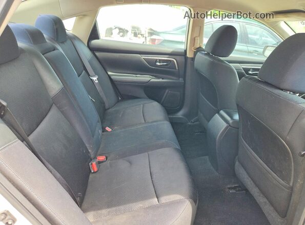 1N4AL3AP2HC499232 2017 NISSAN ALTIMA White Rear seats view