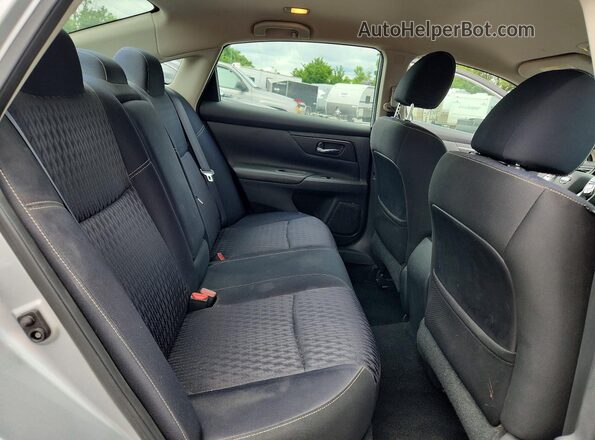 1N4AL3AP2HN343597 2017 NISSAN ALTIMA Silver Rear seats view