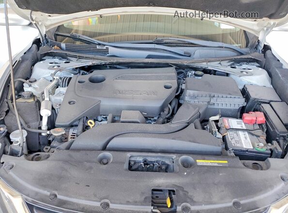 1N4AL3AP2JC151419 2018 NISSAN ALTIMA Silver Rear interior view