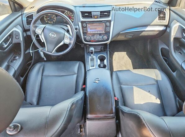 1N4AL3AP2JC160749 2018 NISSAN ALTIMA Gray Вид панелі приладів