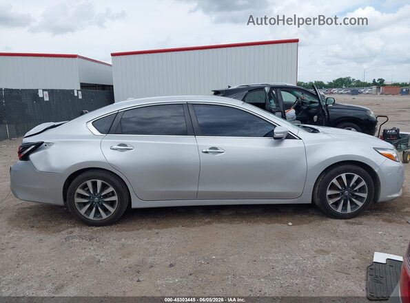 1N4AL3AP2JC226166 2018 NISSAN ALTIMA Silver Widok zestawu wskaźników