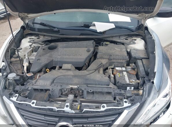 1N4AL3AP2JC227804 2018 NISSAN ALTIMA White Вид ззаду