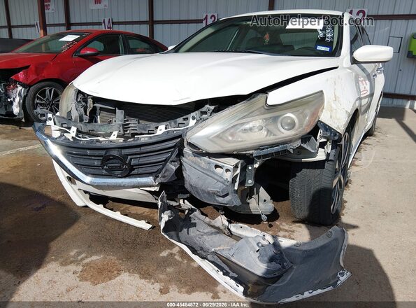 1N4AL3AP2JC283273 2018 NISSAN ALTIMA White Դիմացի տեսք