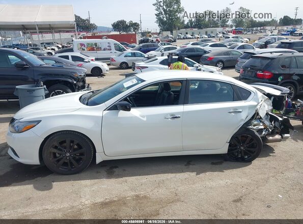 1N4AL3AP2JC286903 2018 NISSAN ALTIMA White 360 interior view