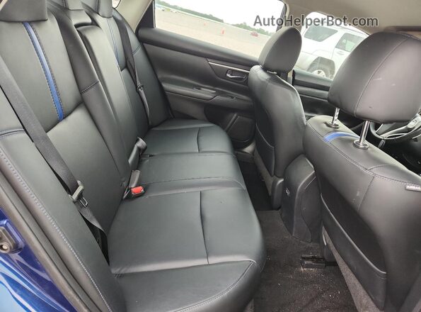 1N4AL3AP2JC296430 2018 NISSAN ALTIMA Blue Rear seats view