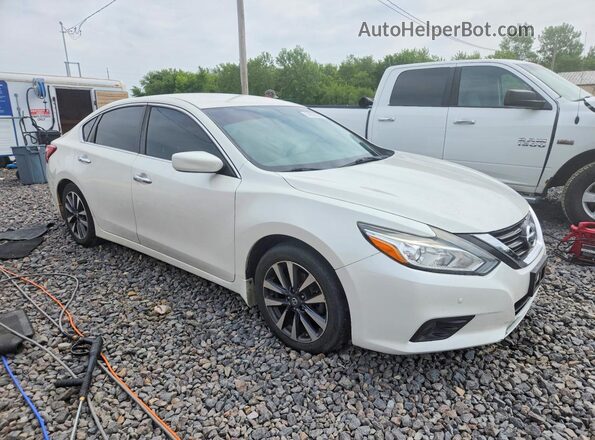 1N4AL3AP3GC174068 2016 NISSAN ALTIMA White Front right