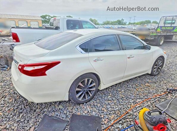 1N4AL3AP3GC174068 2016 NISSAN ALTIMA White Rear right