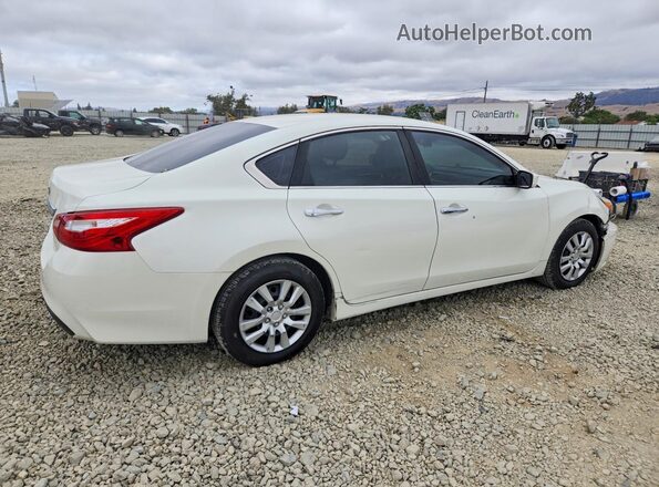 1N4AL3AP3GC237220 2016 NISSAN ALTIMA Белый Задняя правая четверть
