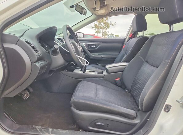1N4AL3AP3GC237220 2016 NISSAN ALTIMA Белый Вид салона спереди