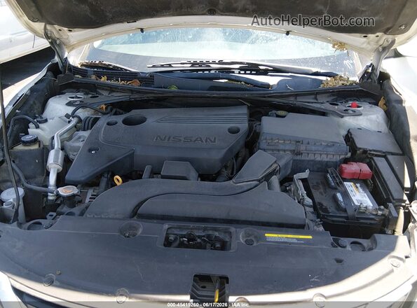 1N4AL3AP3GC256642 2016 NISSAN ALTIMA White უკანა ხედი