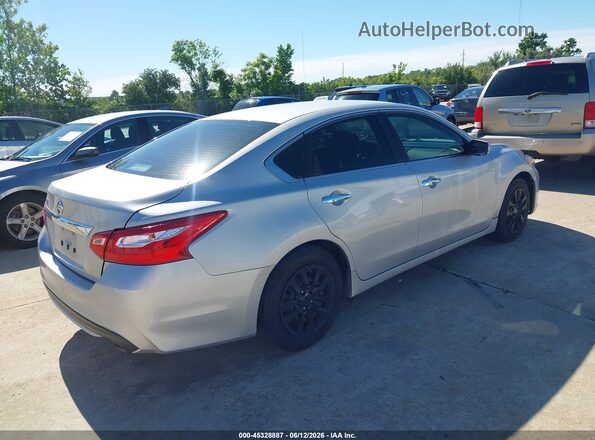 1N4AL3AP3GN325317 2016 NISSAN ALTIMA Серебряный Задняя правая четверть