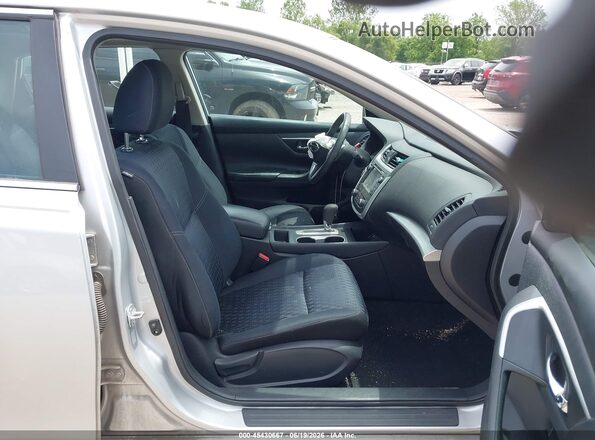 1N4AL3AP3HC108959 2017 NISSAN ALTIMA Gray Vista interior delantera