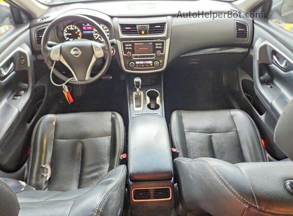 1N4AL3AP3HC120092 2017 NISSAN ALTIMA Black Widok deski rozdzielczej