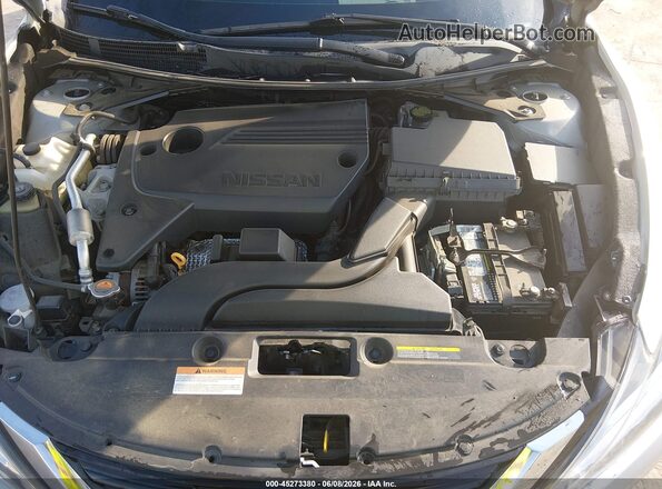 1N4AL3AP3HC128256 2017 NISSAN ALTIMA Silver Rear view