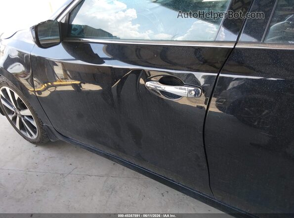 1N4AL3AP3HC193396 2017 NISSAN ALTIMA Black ხელსაწყოთა პანელის ხედი