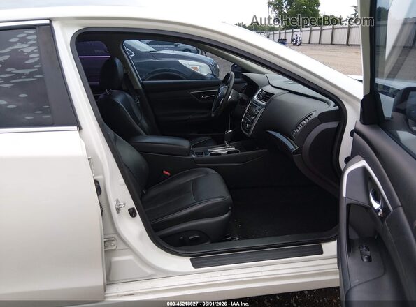 1N4AL3AP3HC211010 2017 NISSAN ALTIMA White 