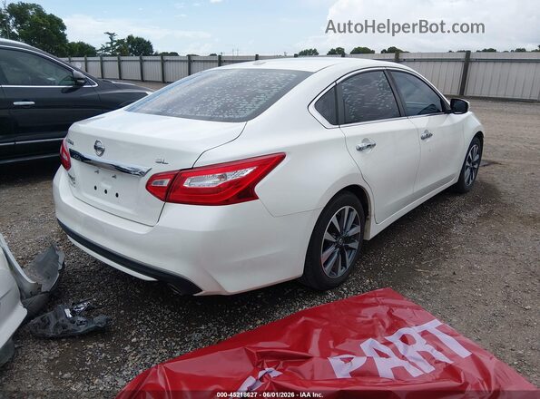 1N4AL3AP3HC211010 2017 NISSAN ALTIMA White 