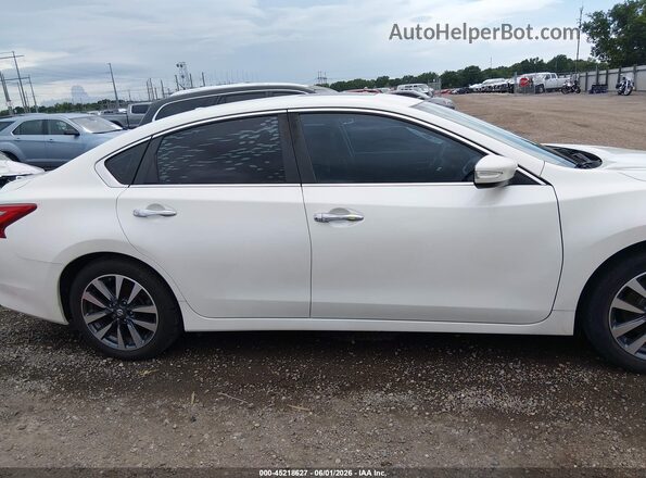 1N4AL3AP3HC211010 2017 NISSAN ALTIMA White 