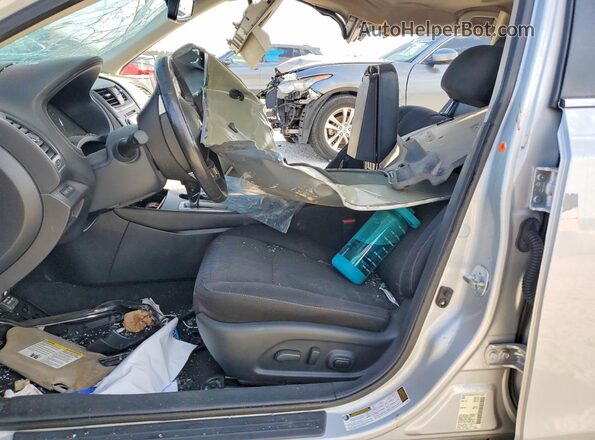 1N4AL3AP3HC215638 2017 NISSAN ALTIMA Серебряный Вид салона спереди