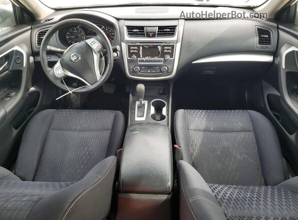 1N4AL3AP3HC215848 2017 NISSAN ALTIMA Белый Вид панели приборов