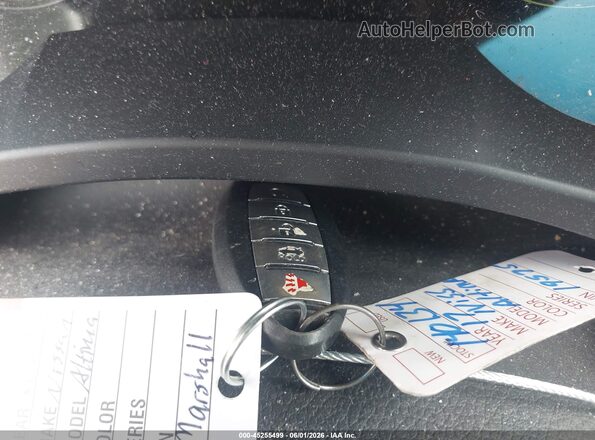 1N4AL3AP3HC219575 2017 NISSAN ALTIMA Silver Vista del salpicadero