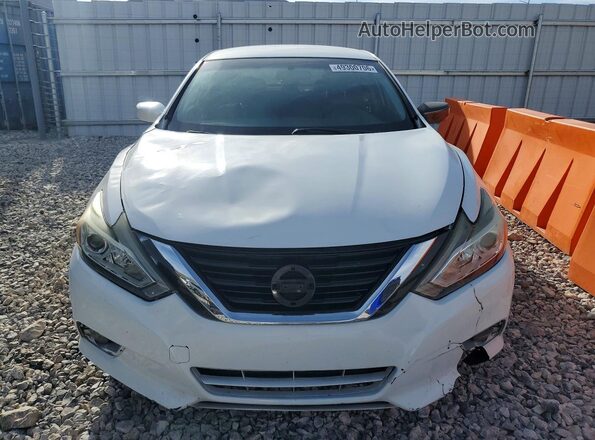 1N4AL3AP3HC253564 2017 NISSAN ALTIMA White Widok z przodu