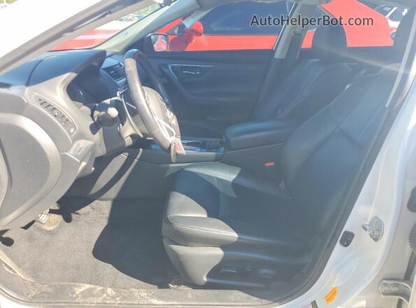 1N4AL3AP3JC138100 2018 NISSAN ALTIMA White Սալոնի դիմացի տեսք
