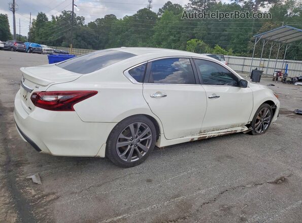 1N4AL3AP3JC138100 2018 NISSAN ALTIMA White Հետևի աջ