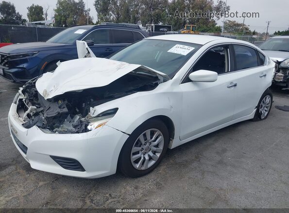 1N4AL3AP3JC161151 2018 NISSAN ALTIMA Белый Передняя левая четверть