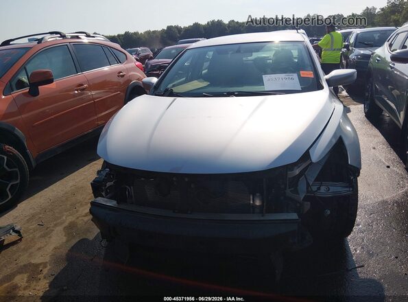 1N4AL3AP3JC250573 2018 NISSAN ALTIMA Silver Vista interior trasera