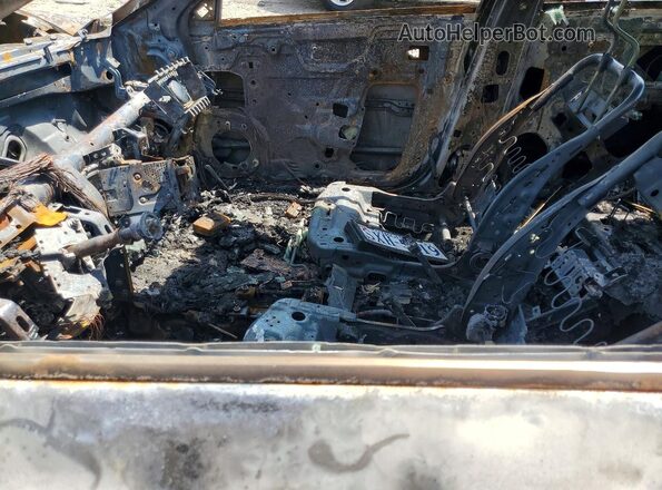 1N4AL3AP3JC267745 2018 NISSAN ALTIMA Burn Front interior view