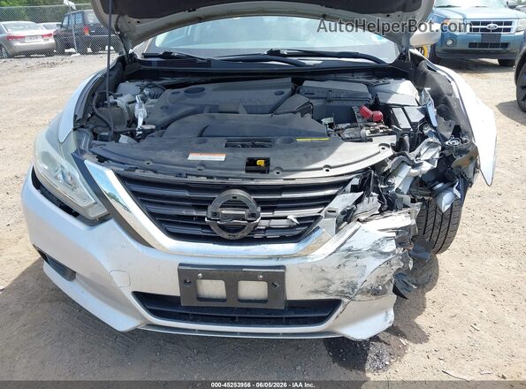 1N4AL3AP4GC139961 2016 NISSAN ALTIMA Silver ხელსაწყოთა პანელის ხედი
