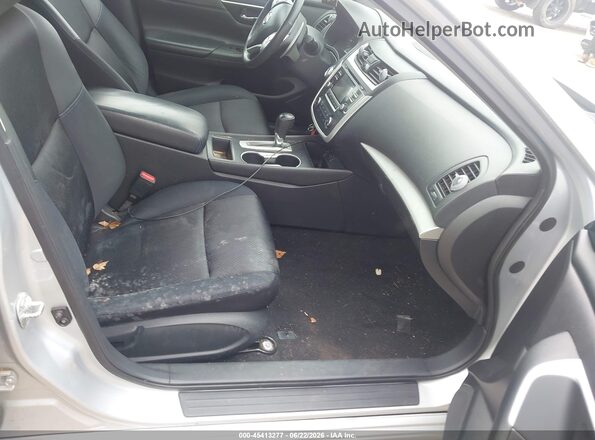 1N4AL3AP4GC191624 2016 NISSAN ALTIMA Серебряный Вид салона спереди