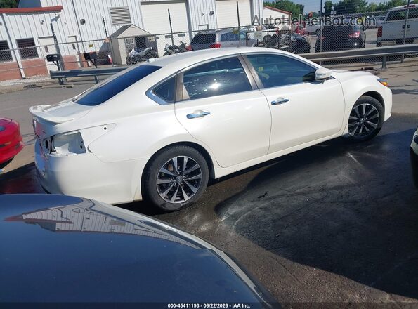 1N4AL3AP4GC194197 2016 NISSAN ALTIMA White Հետևի աջ