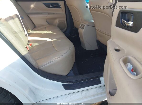1N4AL3AP4GC194197 2016 NISSAN ALTIMA White VIN կոդի պիտակի տեսք
