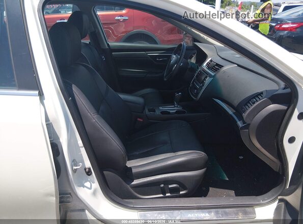 1N4AL3AP4GC264667 2016 NISSAN ALTIMA White 
