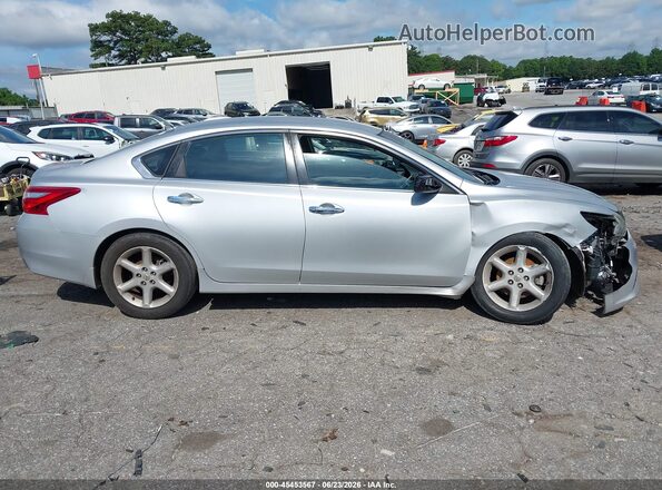 1N4AL3AP4GN392332 2016 NISSAN ALTIMA Gray Widok wnętrza z tyłu