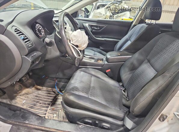 1N4AL3AP4HC129139 2017 NISSAN ALTIMA Silver Вид салону спереду