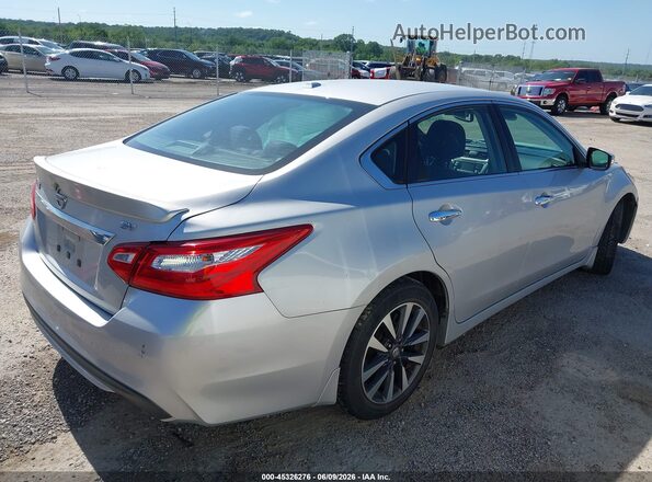 1N4AL3AP4HC147866 2017 NISSAN ALTIMA Silver Rear right