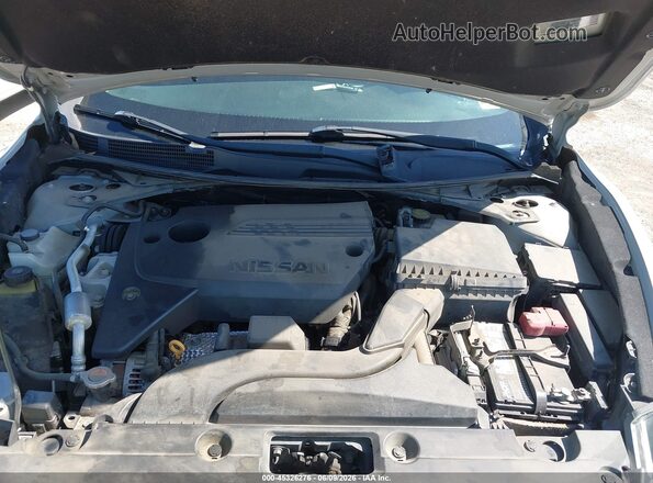 1N4AL3AP4HC147866 2017 NISSAN ALTIMA Silver Rear view